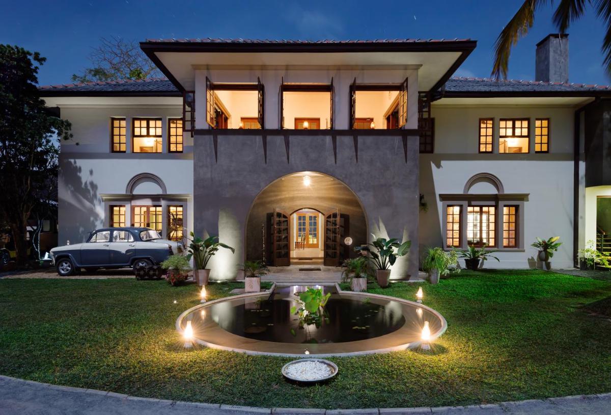 The Elephant Stables - Housity