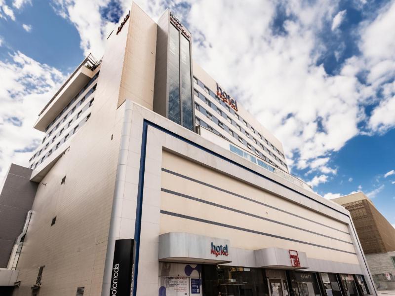 Hotel Mega Polo - Housity