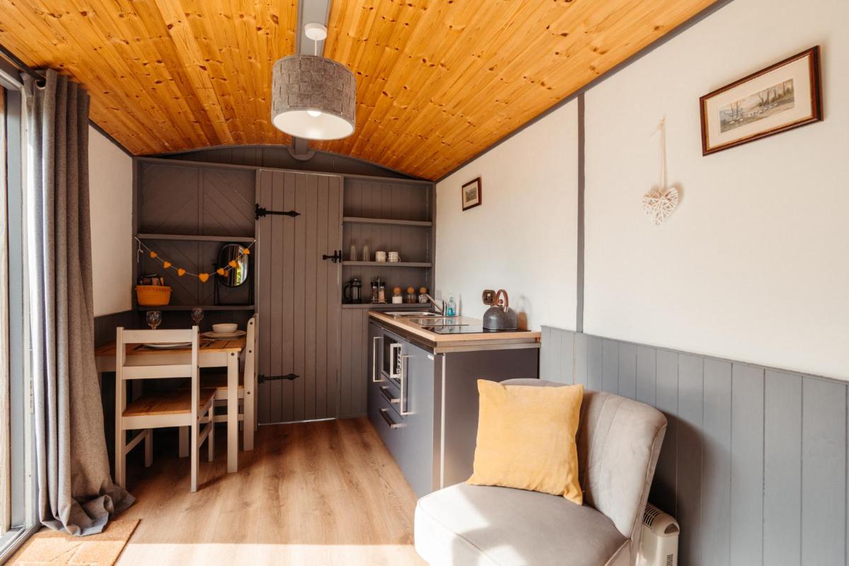 Cefn Crib Cabins - Housity
