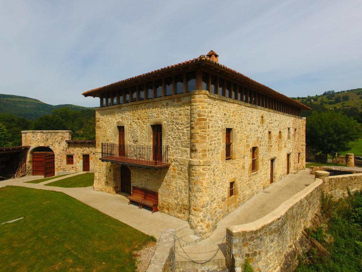 Casa Rural Alvarado - Housity