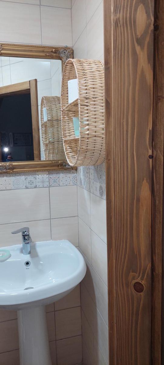 Golemi kamik Pirot Vlasi 4 - Hizvo