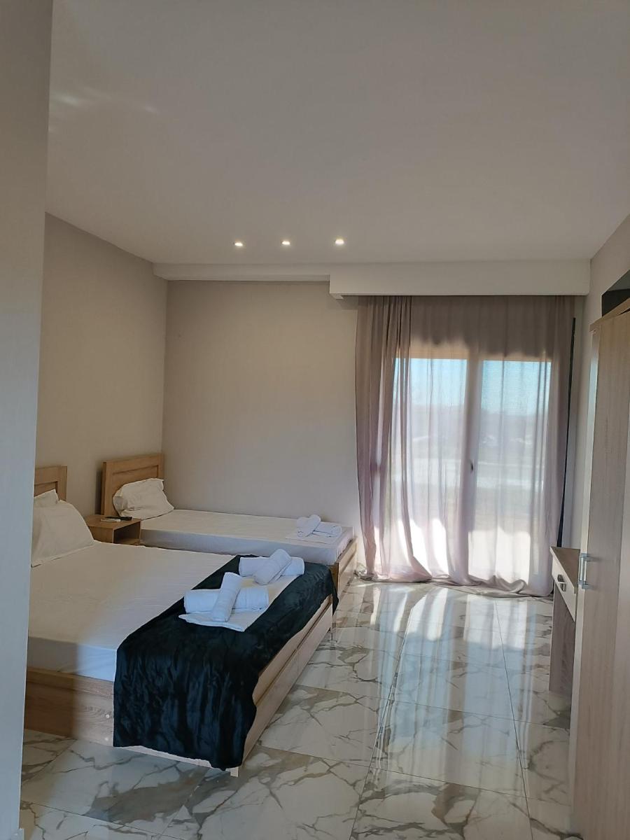 Bella Kaliva - Housity