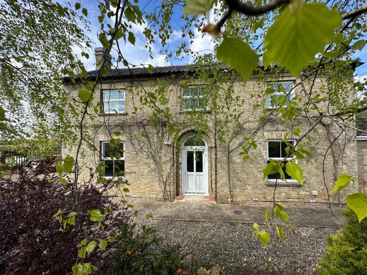Heath Farm House - Housity