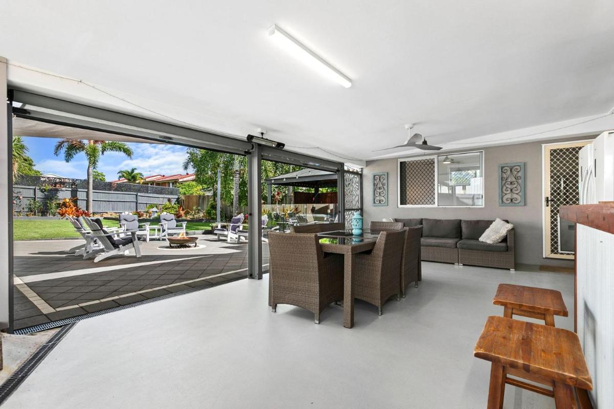 Beachside Serenity - Housity
