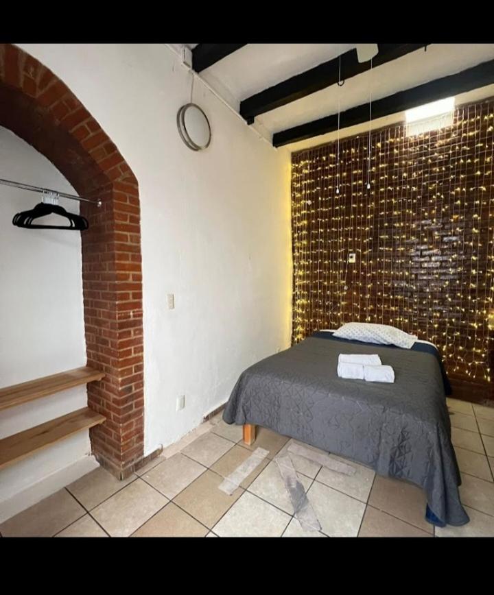Luna 49 - Housity