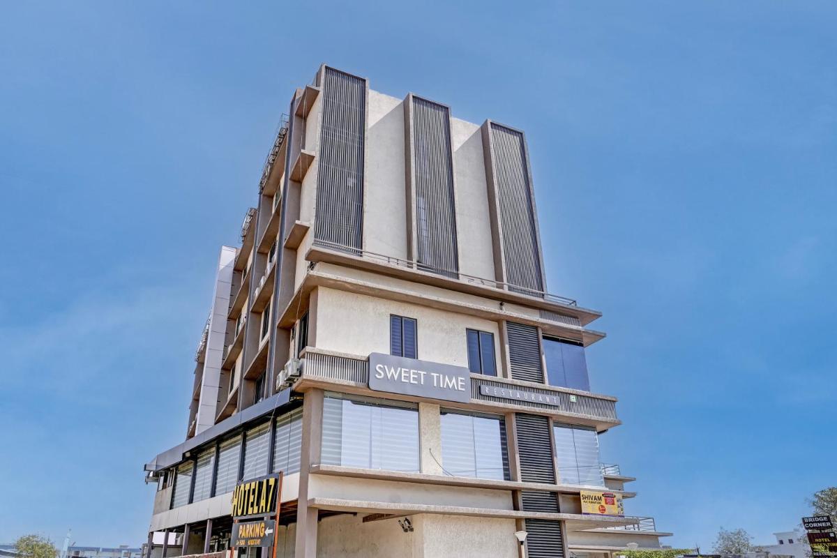 Collection O A SEVEN - Housity