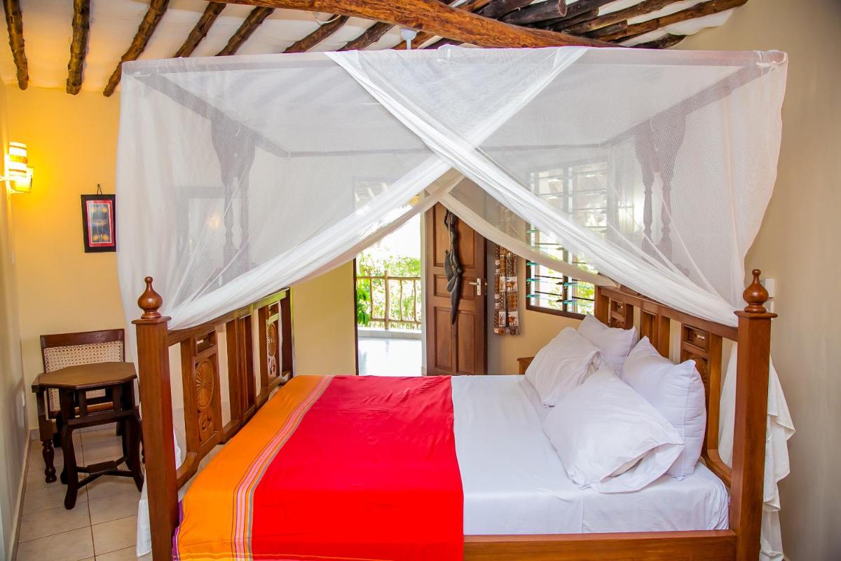 Suitetrails - Kwetu Villa Cottages