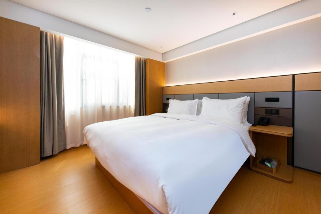 Ji Hotel Nanchang Gaoxin Torch Square - Housity