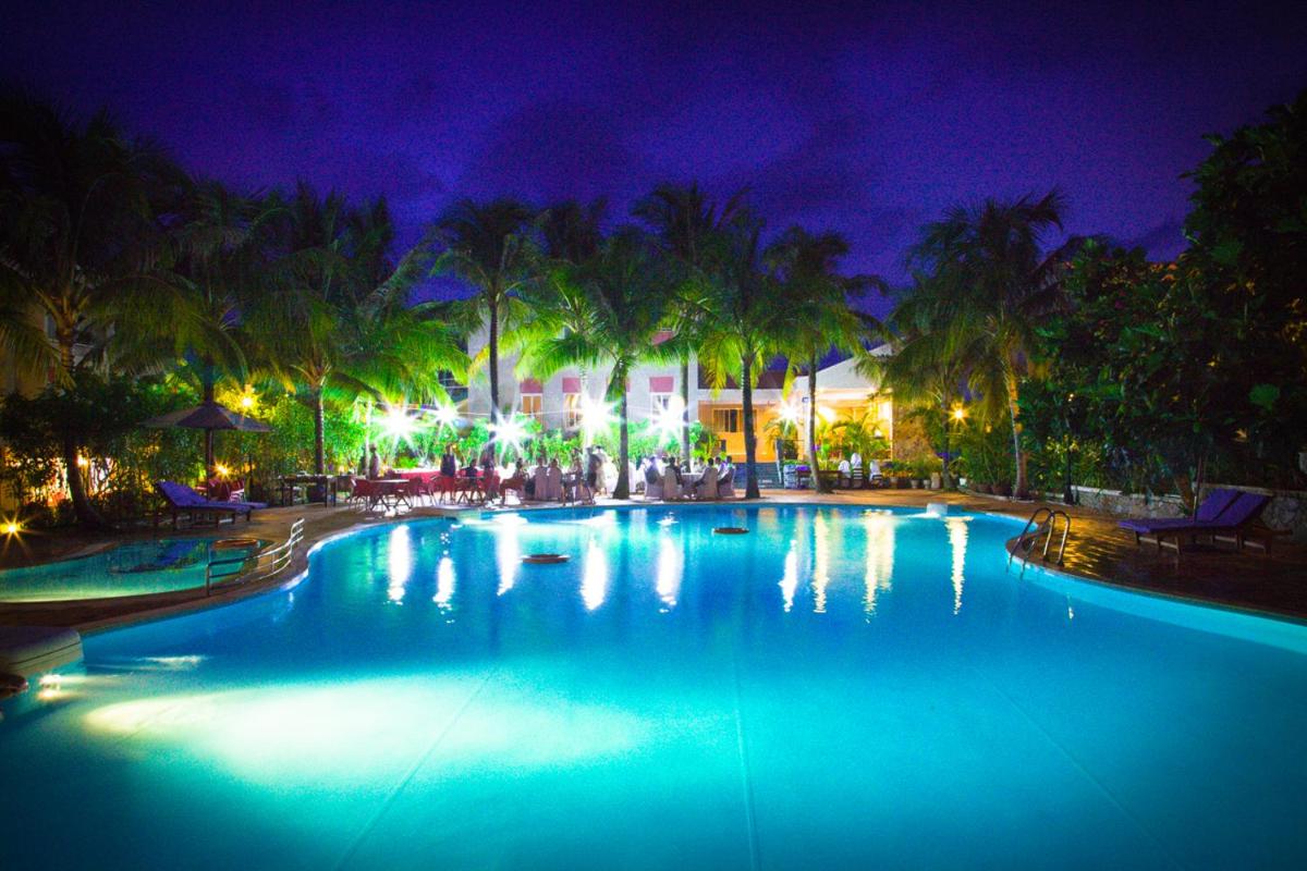 Hoa Binh PQ Resort - by BAY LUXURY - Housity