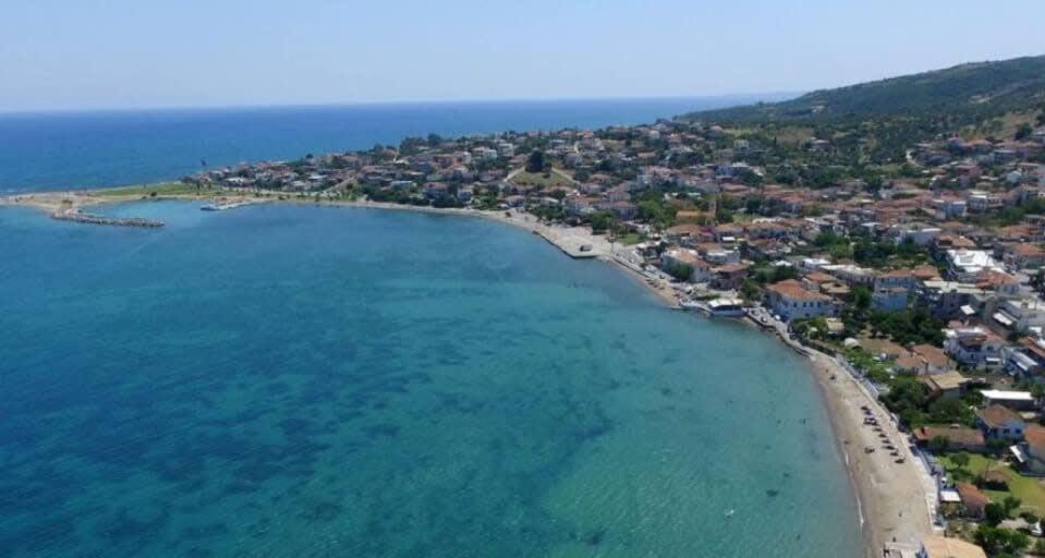 Petalidi Stone House with garden near the beach - Housity