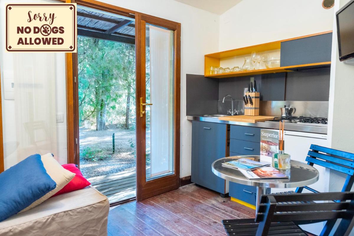 Camping Village Rocchette - Housity