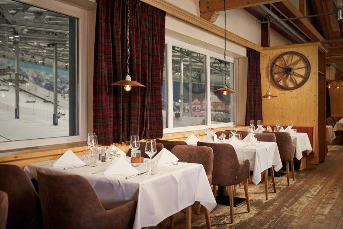 Hotel Hamburg-Wittenburg van der Valk - Housity