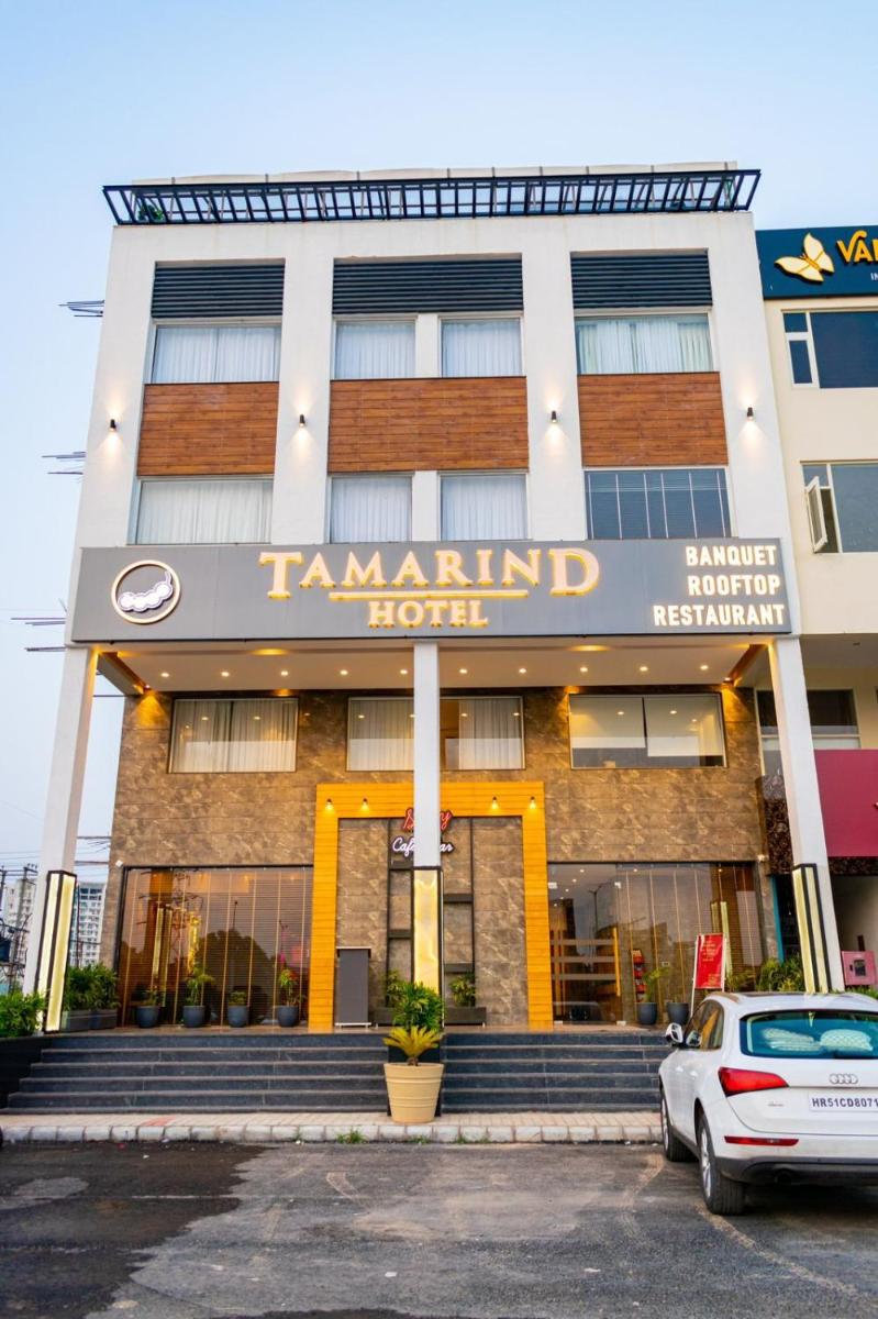 Hotel Tamarind - Housity