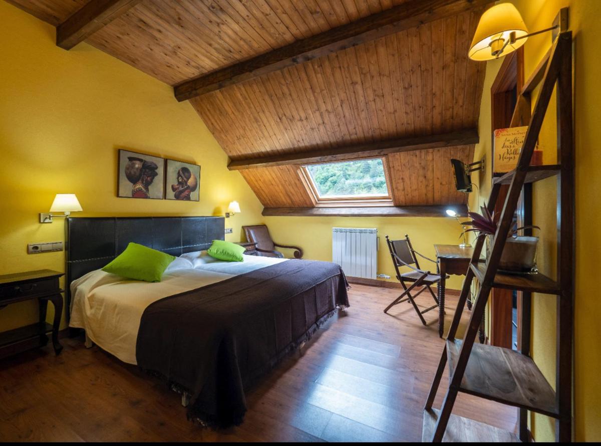 La Fuen hostal Bielsa-Parzan - Housity
