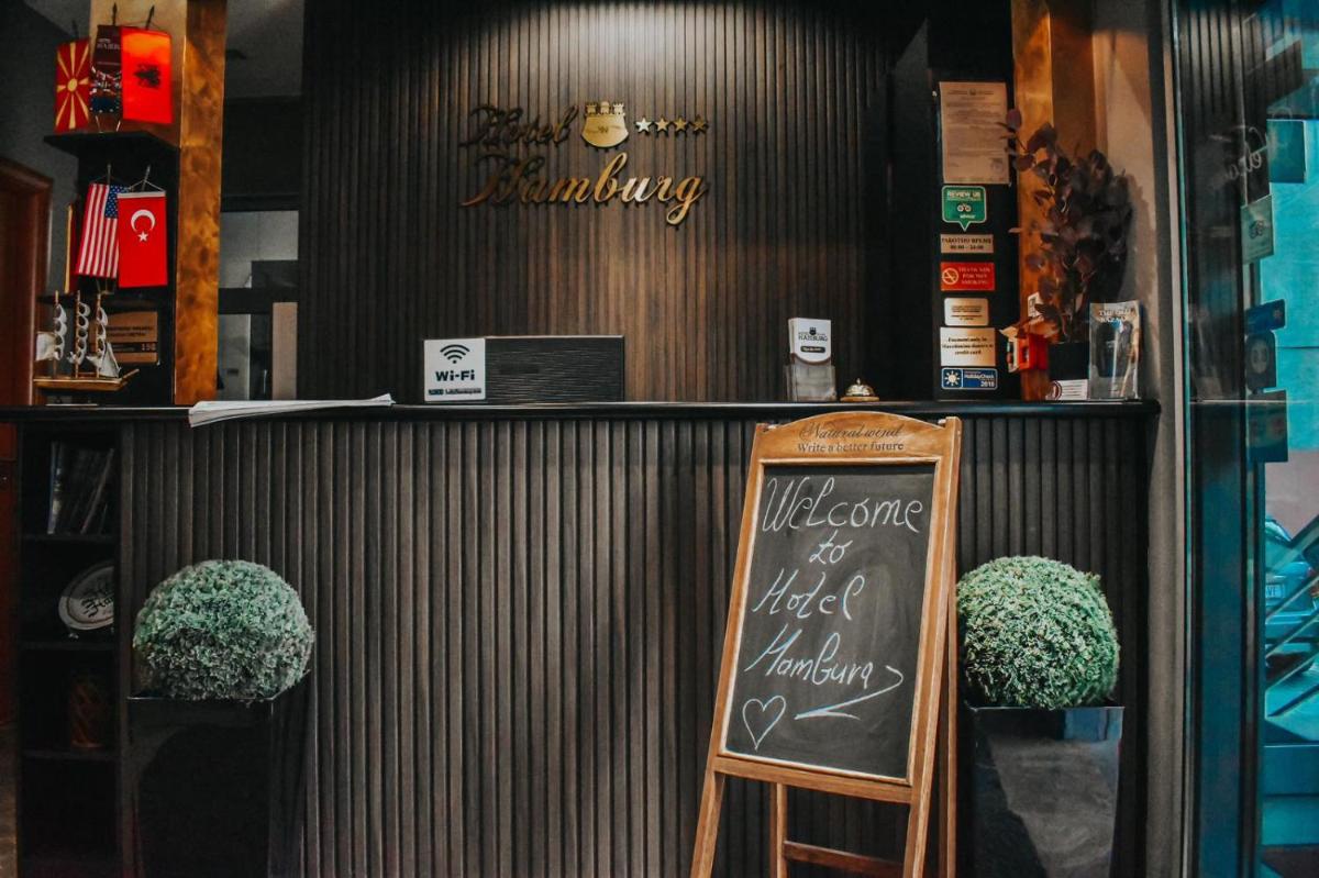 Hotel Hamburg - Housity