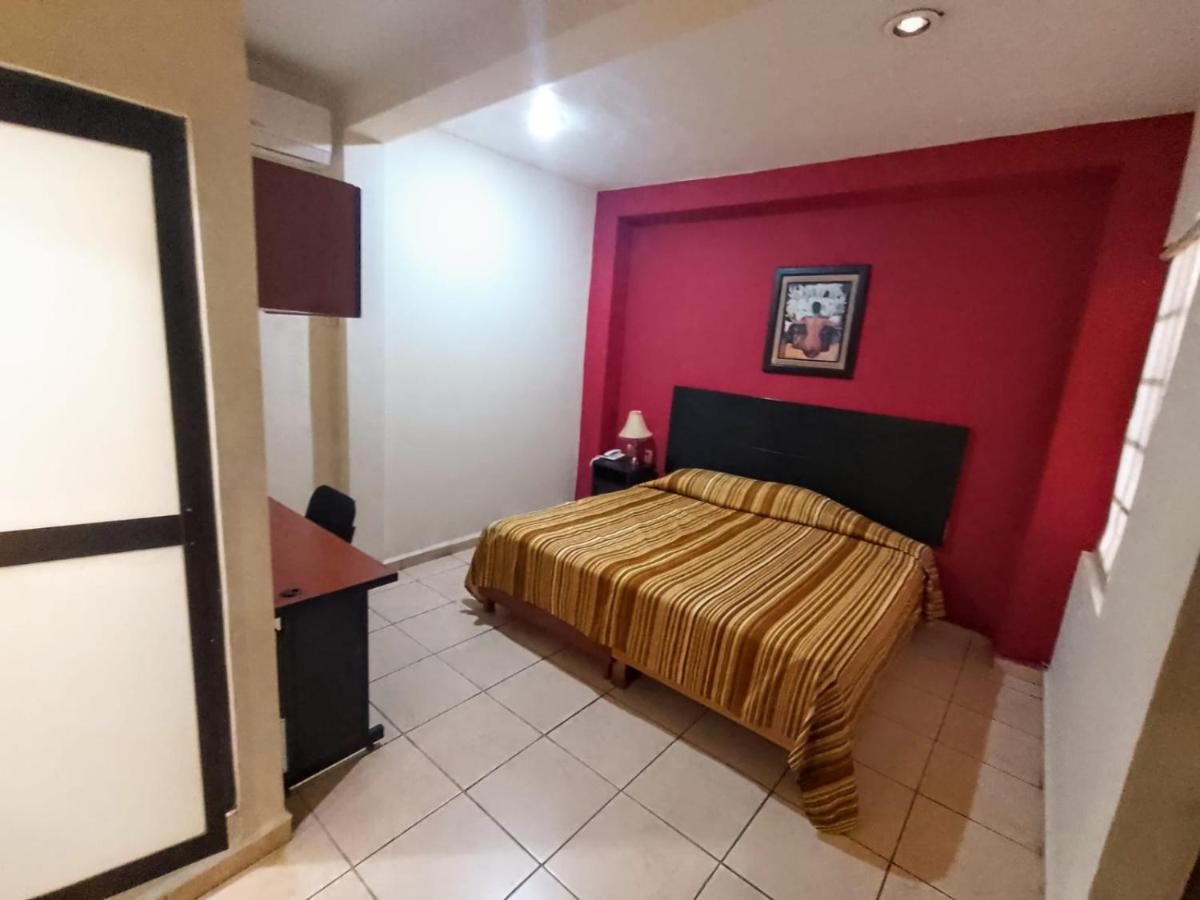 Hotel Villa de Altamira - Housity