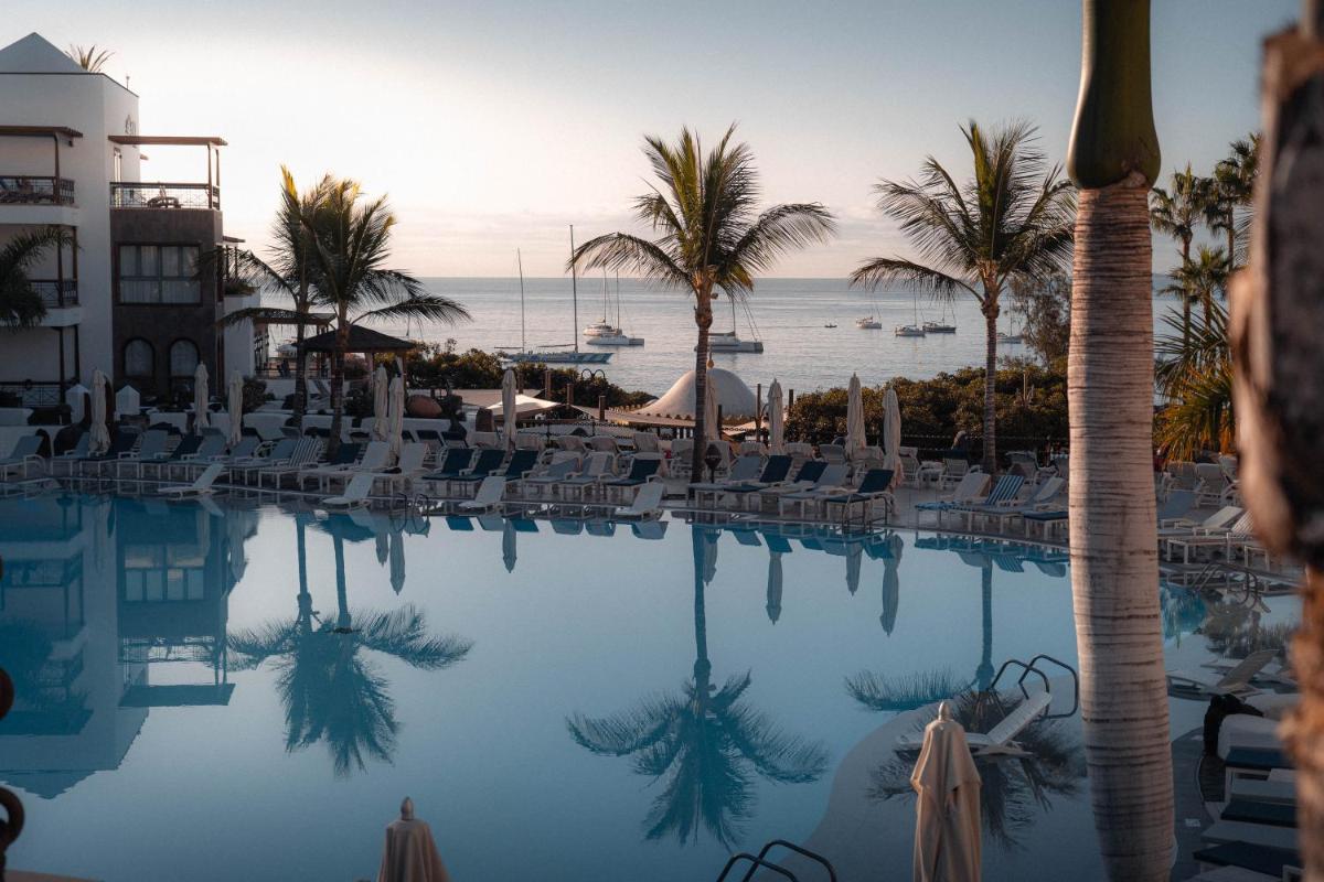 Princesa Yaiza Suite Hotel Resort - Housity