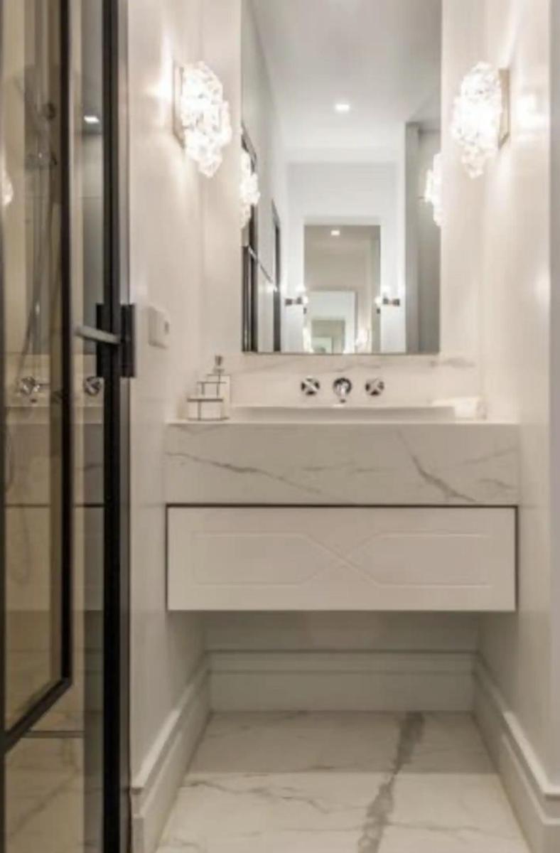 Apartamento de Lujo en Neptuno - Housity