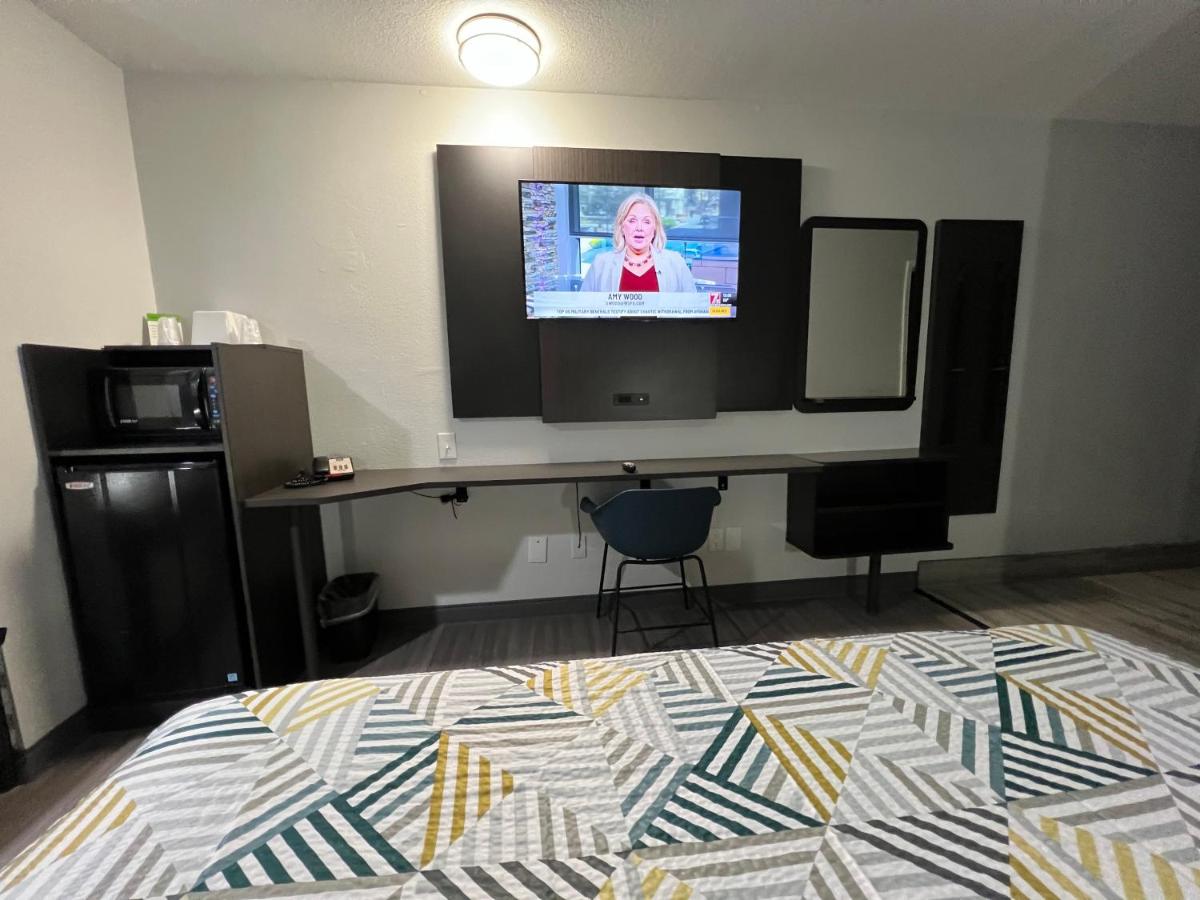 Motel 6-Simpsonville, SC - Greenville - Housity