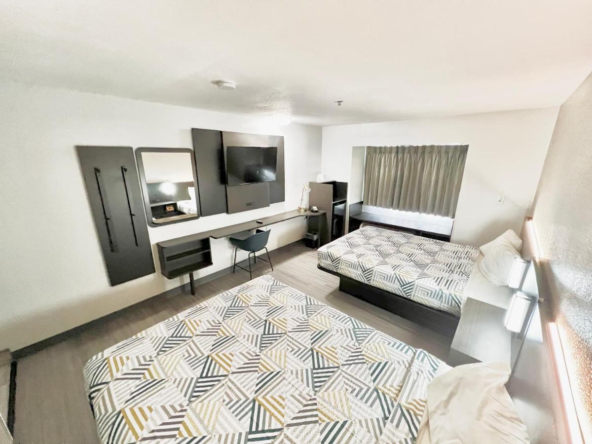 Motel 6-Simpsonville, SC - Greenville - Housity