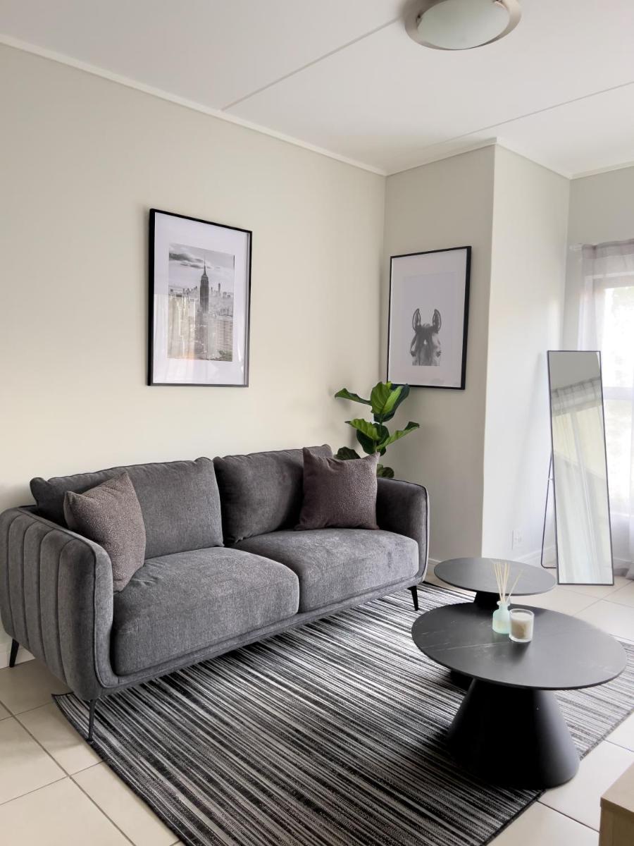 CozyNest - Housity