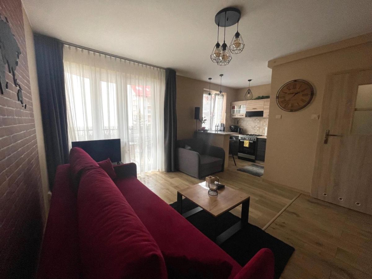 Giallo-Rosso - Housity
