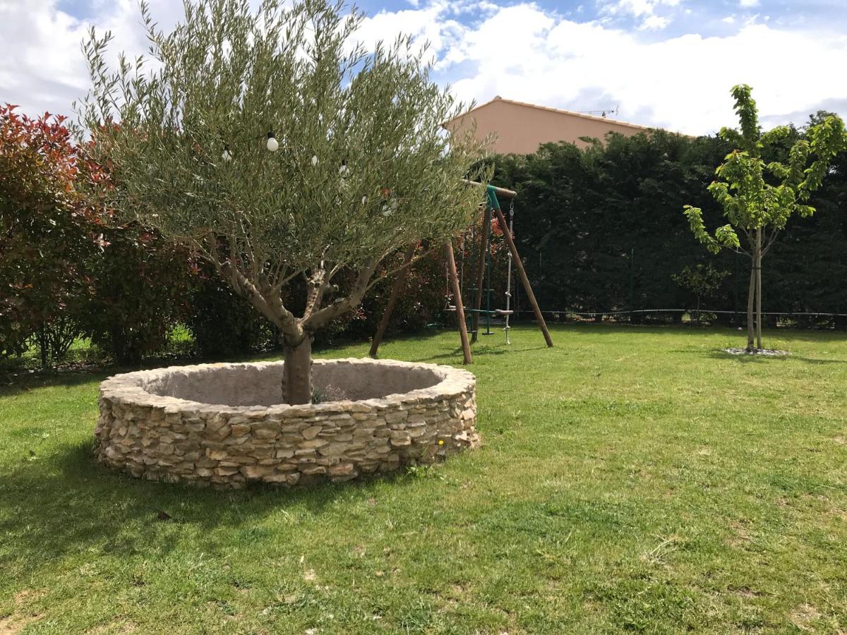 Le petit Mas des Lavandins - Housity