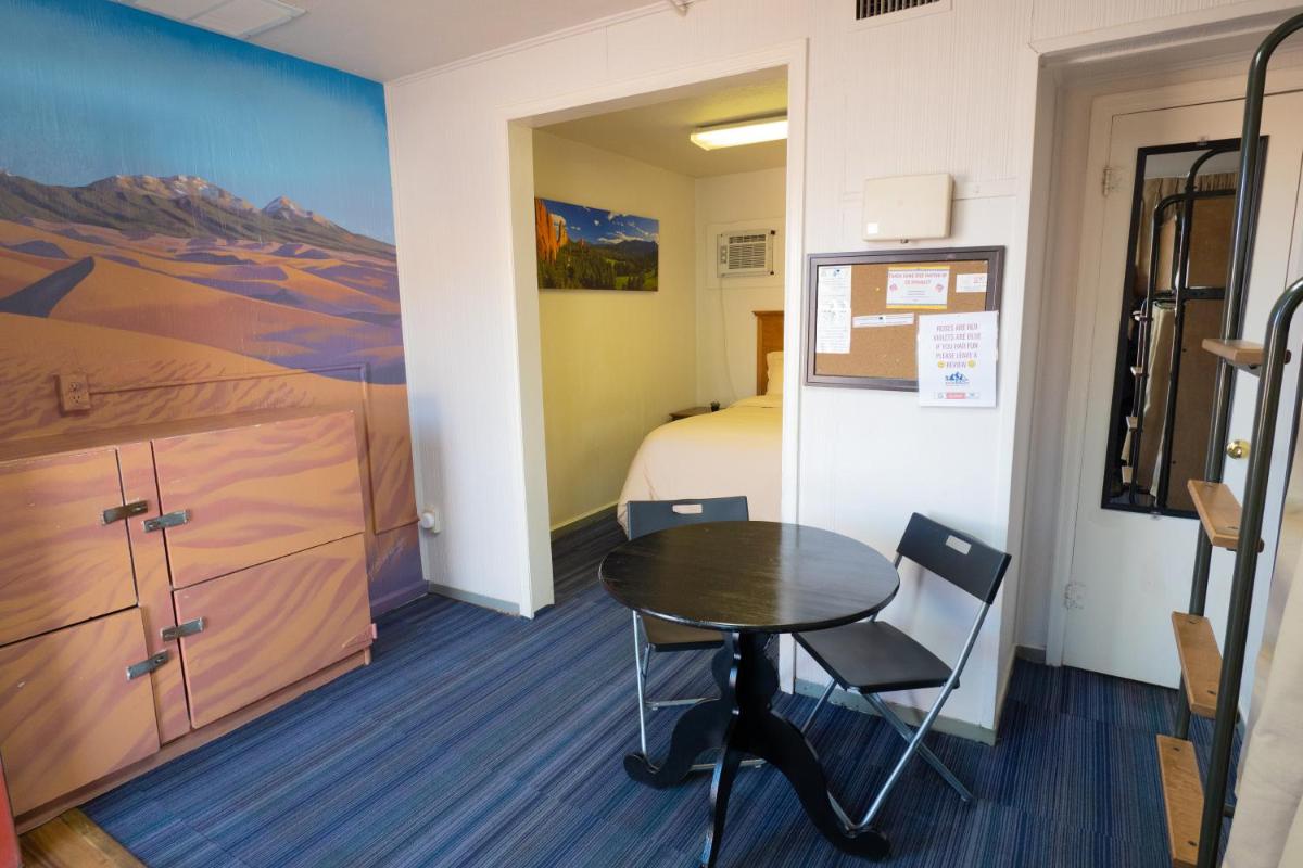 RAD Hostel - Housity