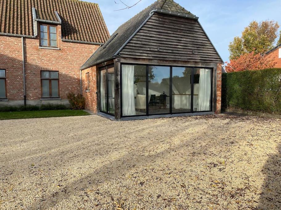 The Conservatory cosy & romantic little house - central between Gent Antwerpen Brussel & Brugge - Housity