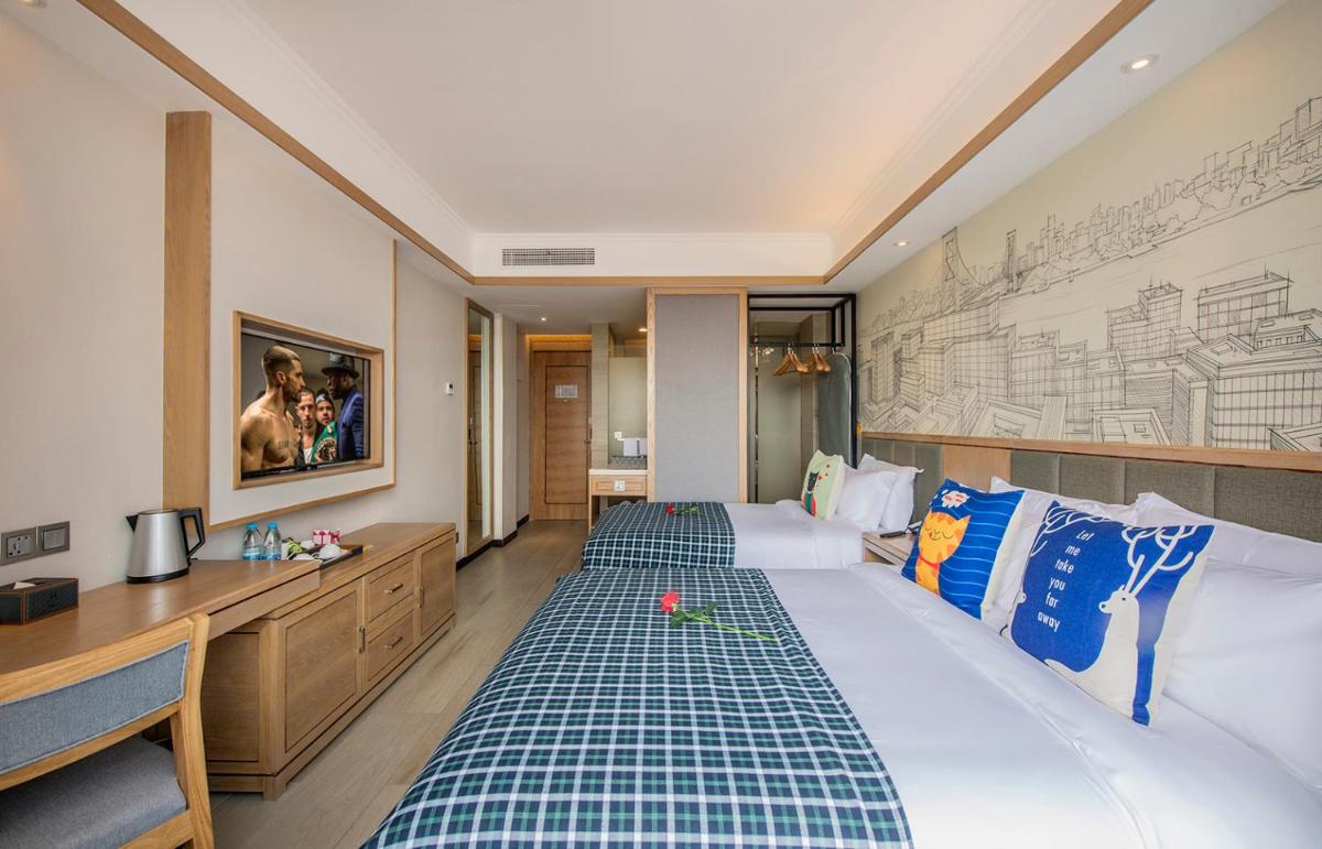 Suitetrails - Mehood Theater Hotel, Shanghai Jinqiao