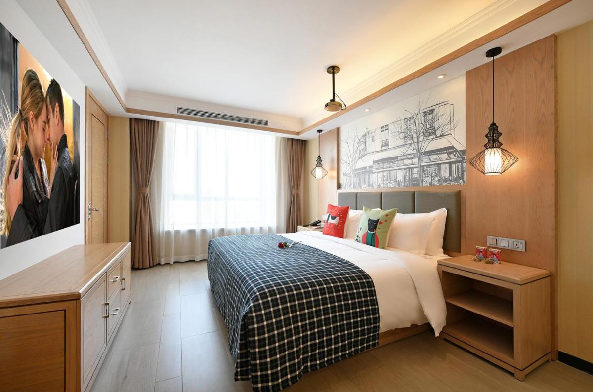 Mehood Theater Hotel, Shanghai Jinqiao - Housity