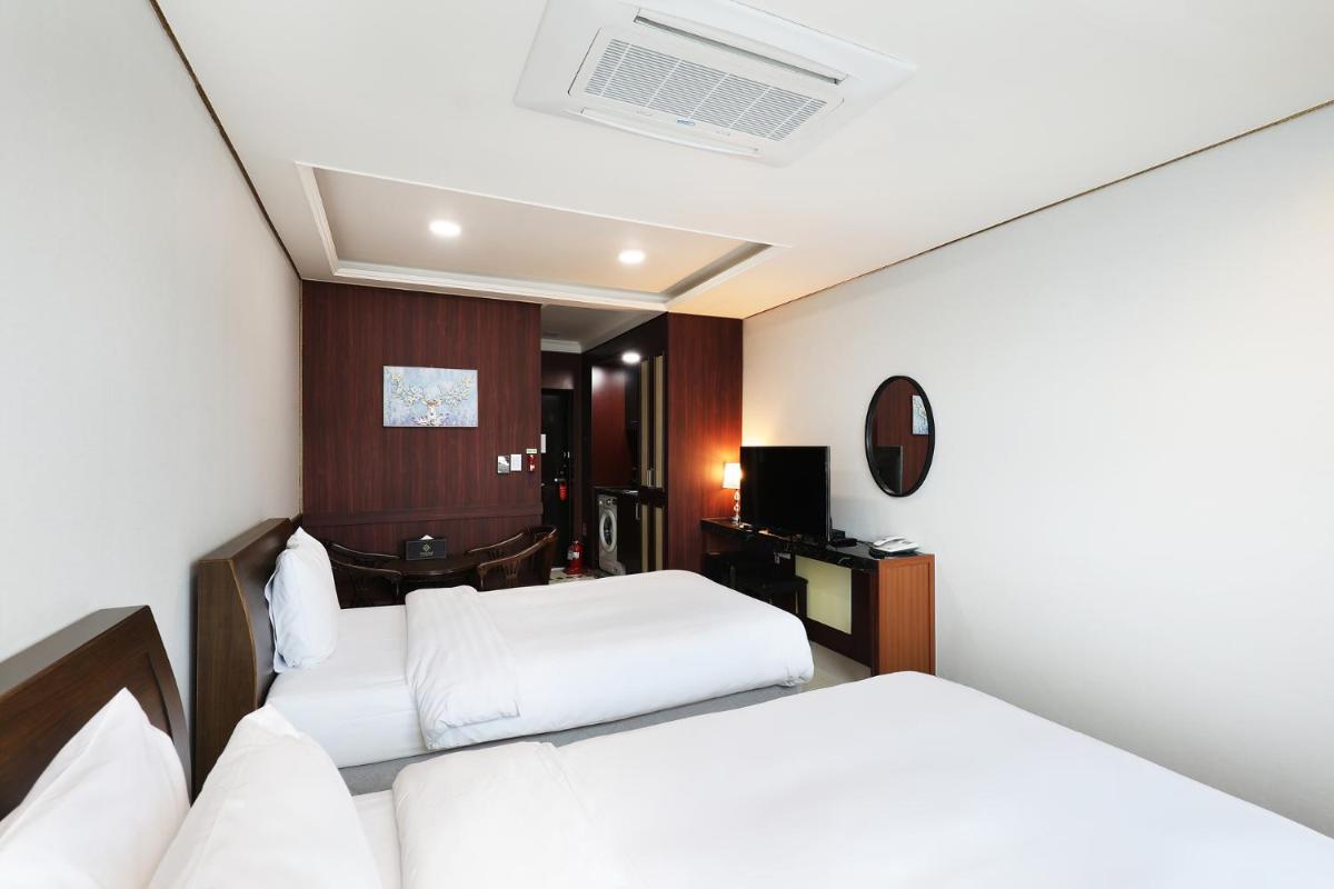 Intercity Seoul Hotel - Housity