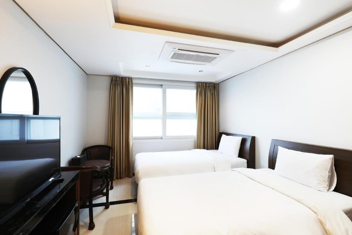 Intercity Seoul Hotel - Housity