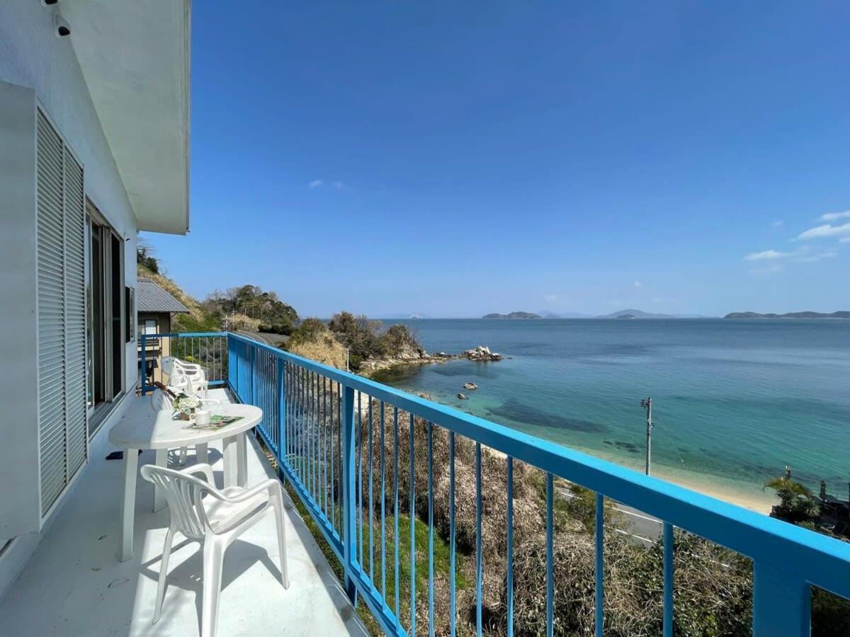 bLOCAL AO house - 1 BR House with Ocean View Few min walk to the beach - Housity
