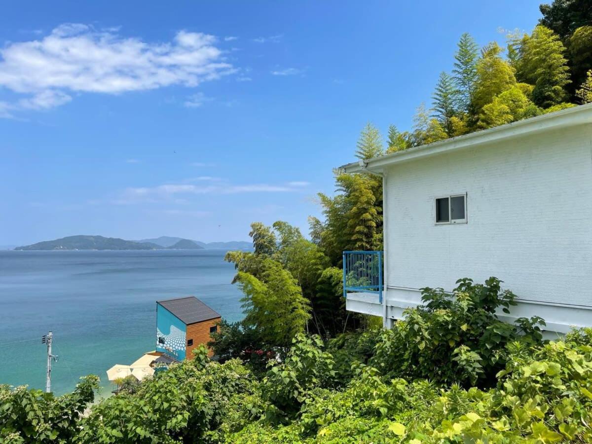 bLOCAL AO house - 1 BR House with Ocean View Few min walk to the beach - Housity