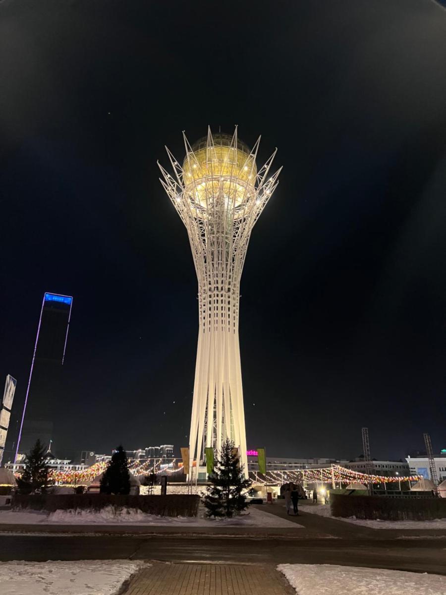 7 Возле Байтерека уютная квартира для 1-4 человек - Housity