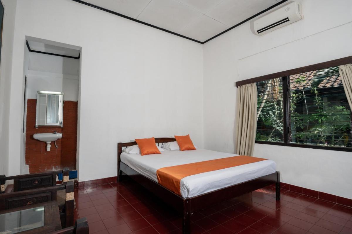 Oryza Hotel Malioboro - Housity
