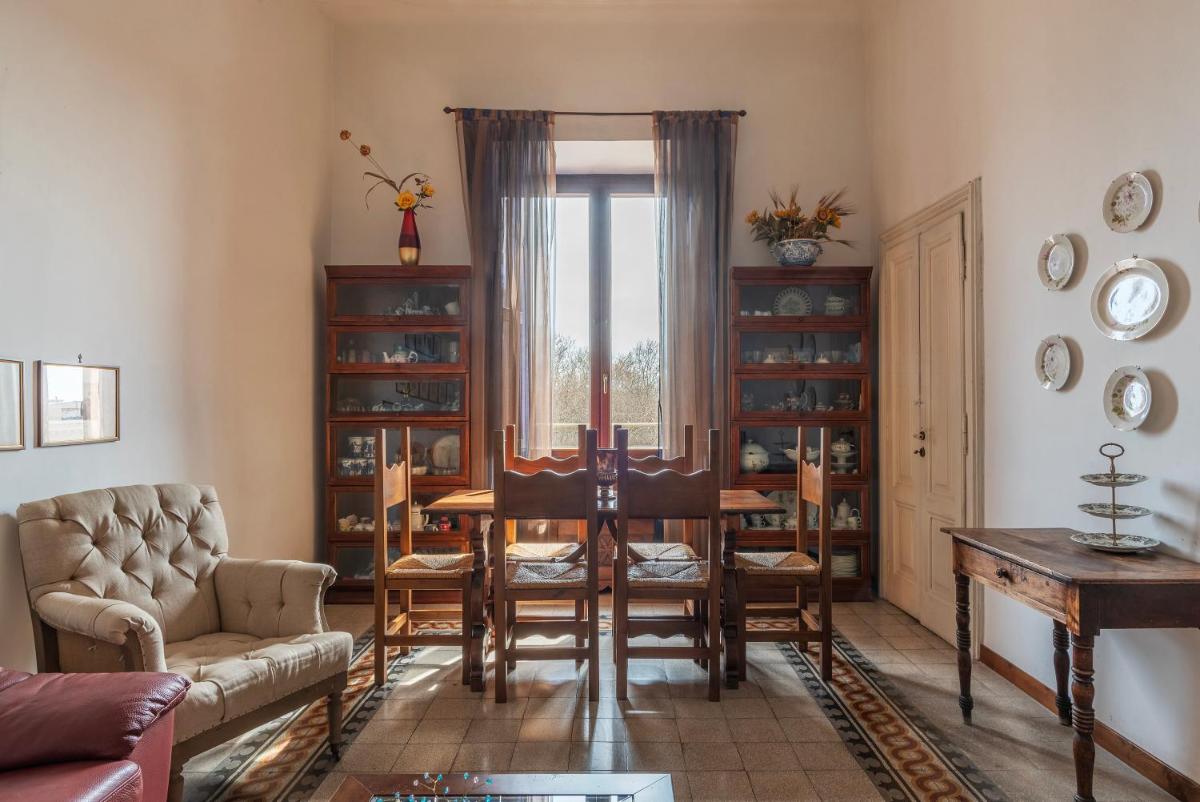 Piazza Vittorio Emanuele II Classic Apartment - Housity