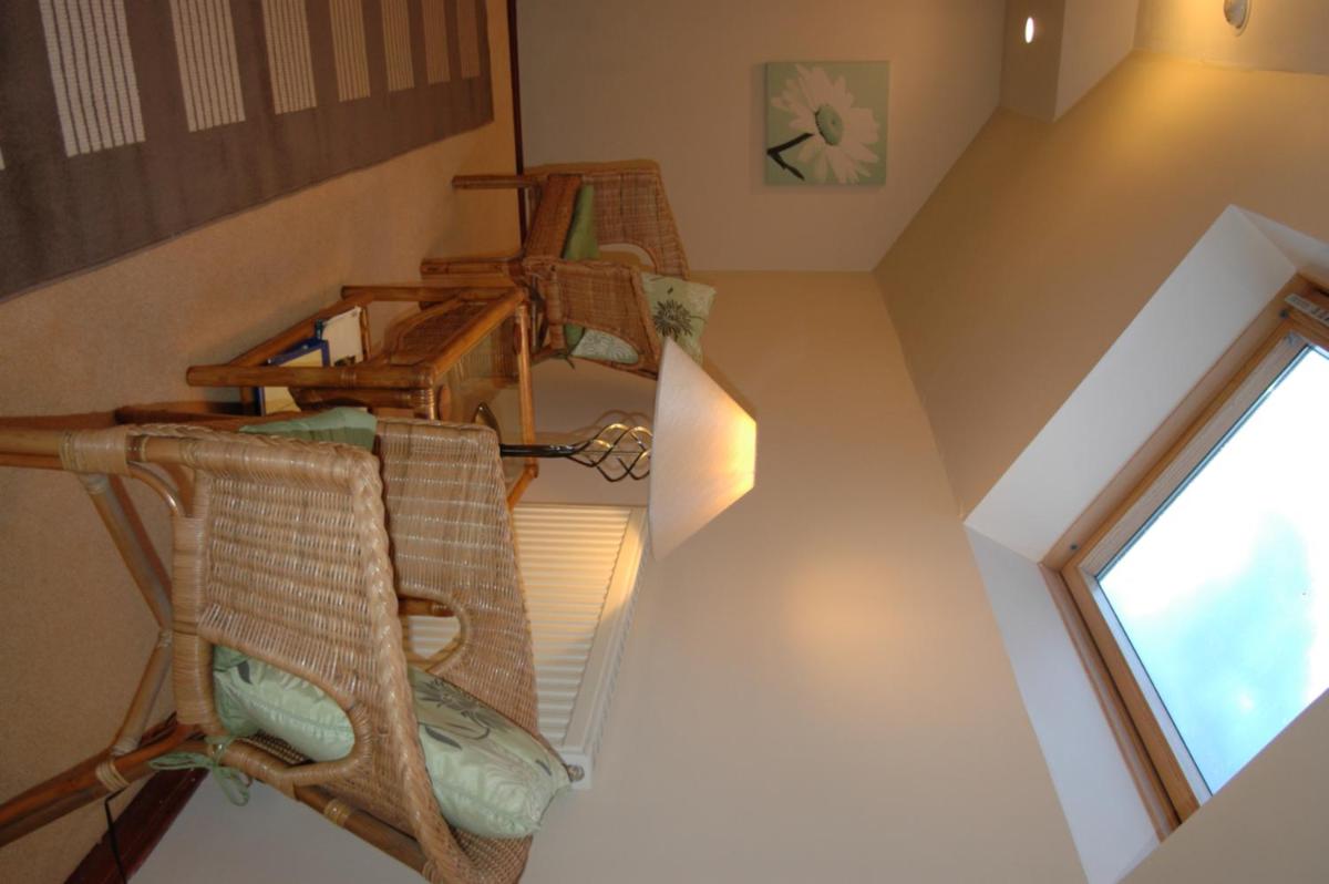 Dunhallin House - Housity