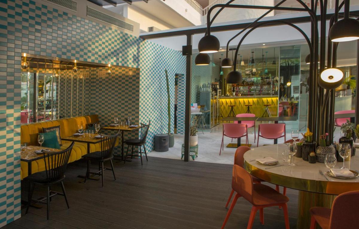Zona de estar de Gold By Marina - Adults only