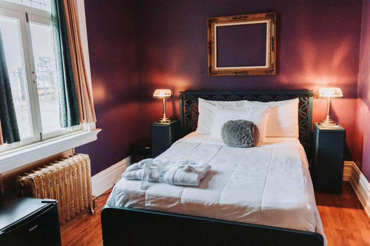 Manoir Des Curiosits - Housity