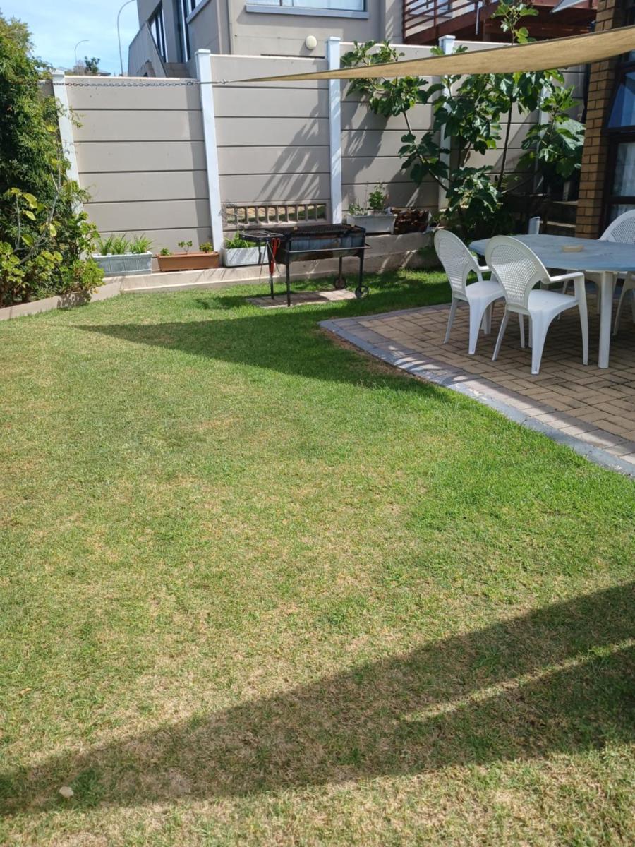King Protea Self Catering Flat - Housity