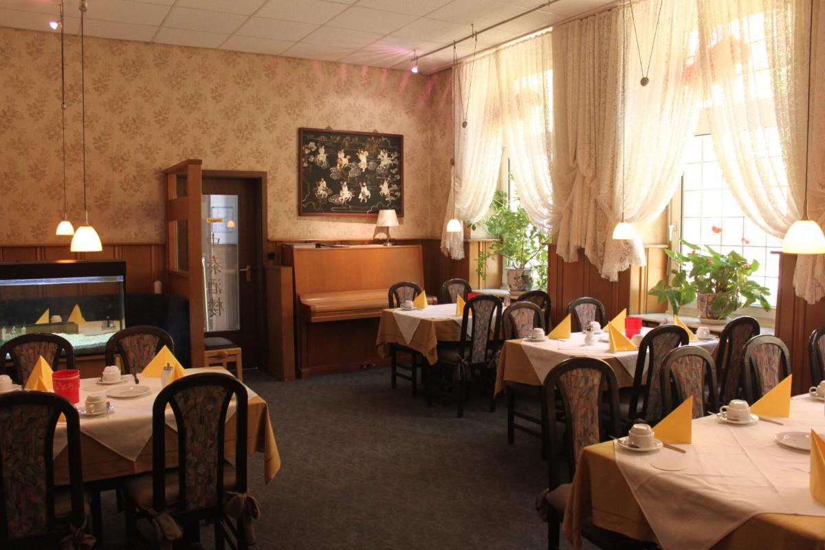 Hotel Westfälischer Hof - Housity