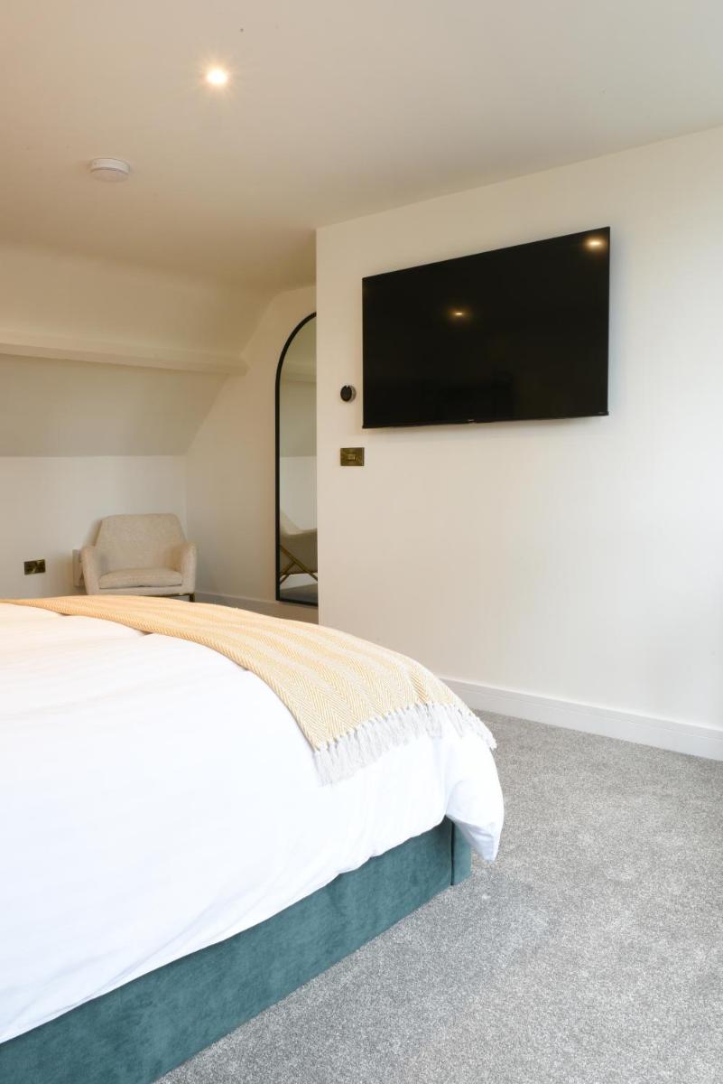 The Almshouse Suites - Housity