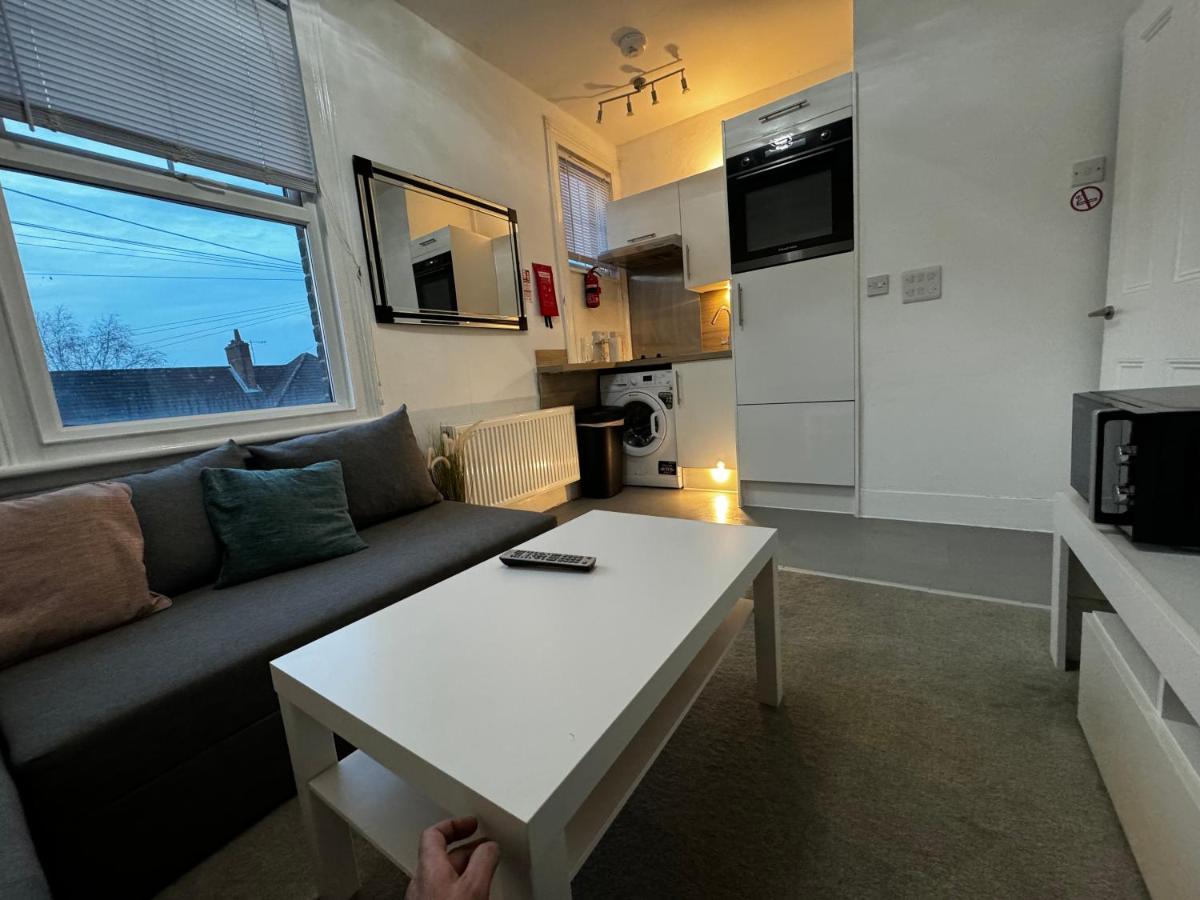Galaxy apartments Brentwood - Housity