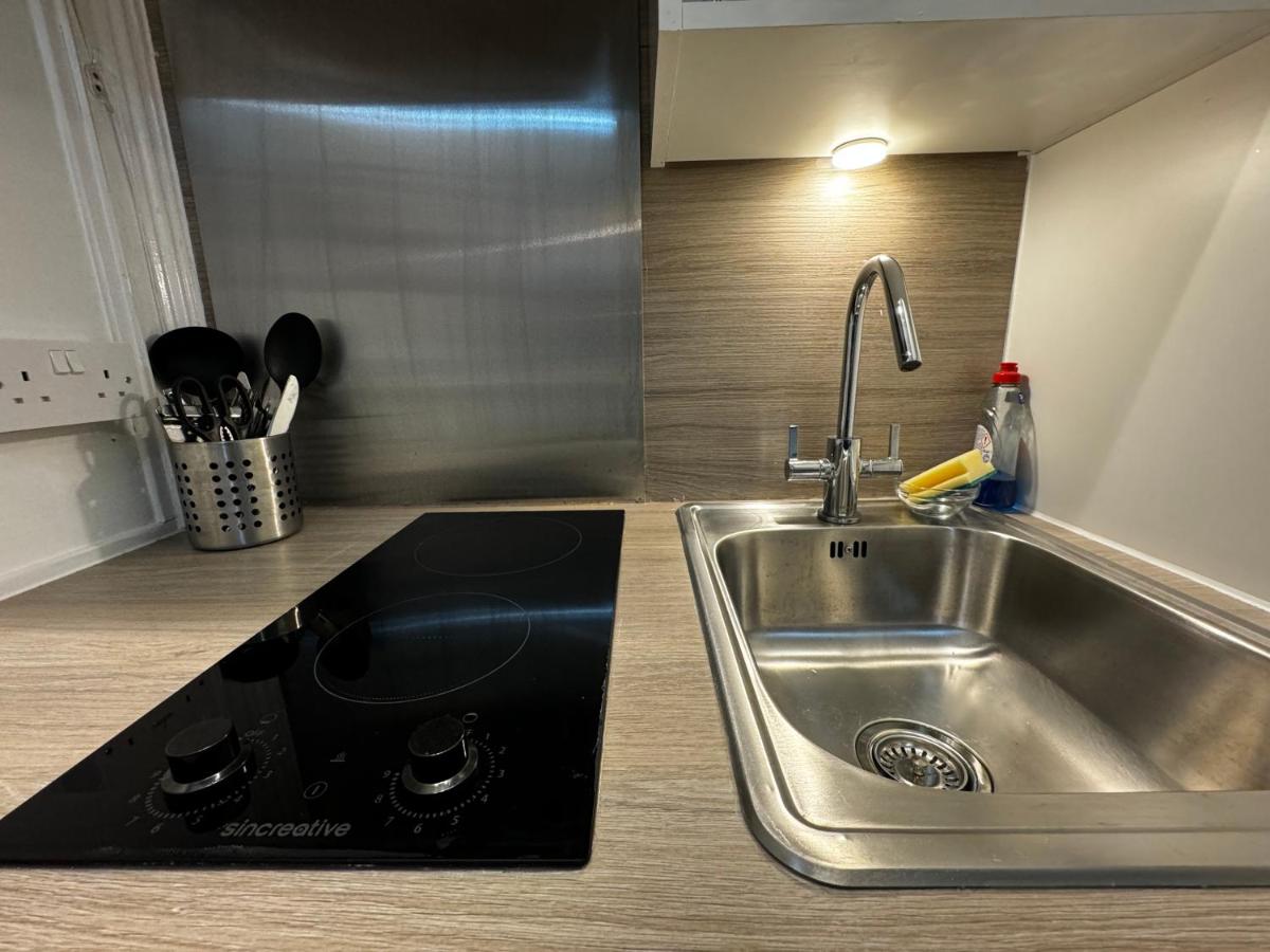 Galaxy apartments Brentwood - Housity
