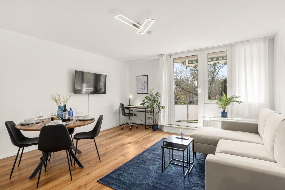 BLU APARTMENT -modern interior design in city centre- close to HBF & Uni - Housity