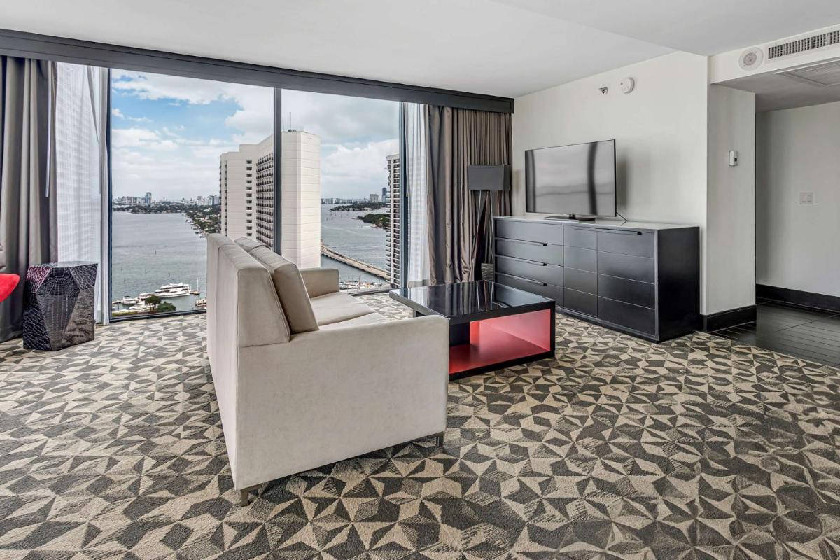 Suitetrails - Hilton Miami Downtown