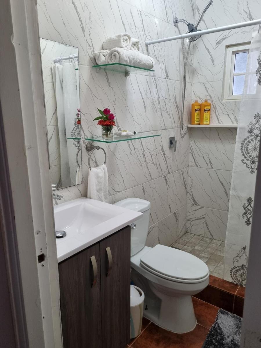 Villa Helena - Housity