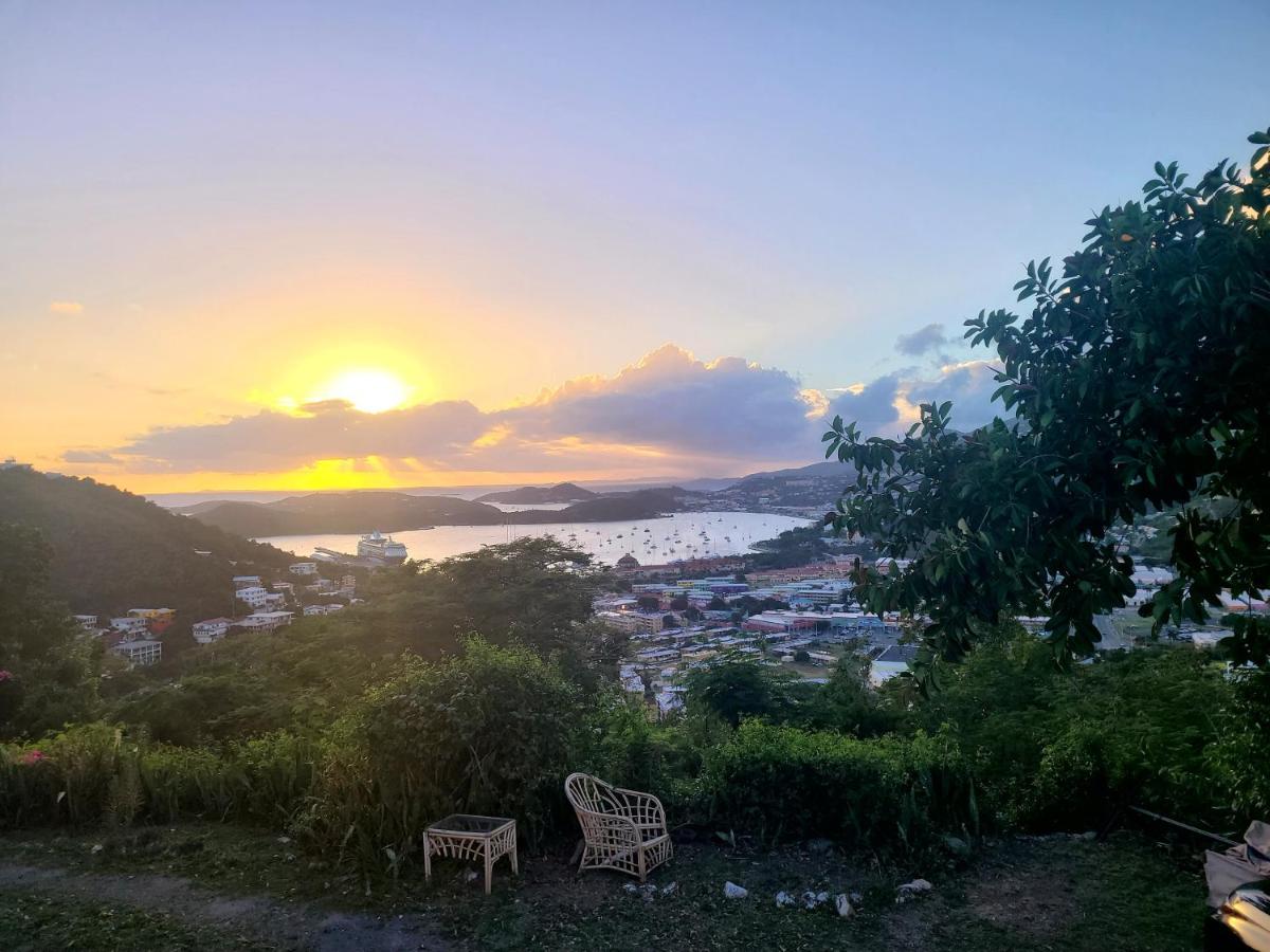 Boundless Bliss Hotel - Housity